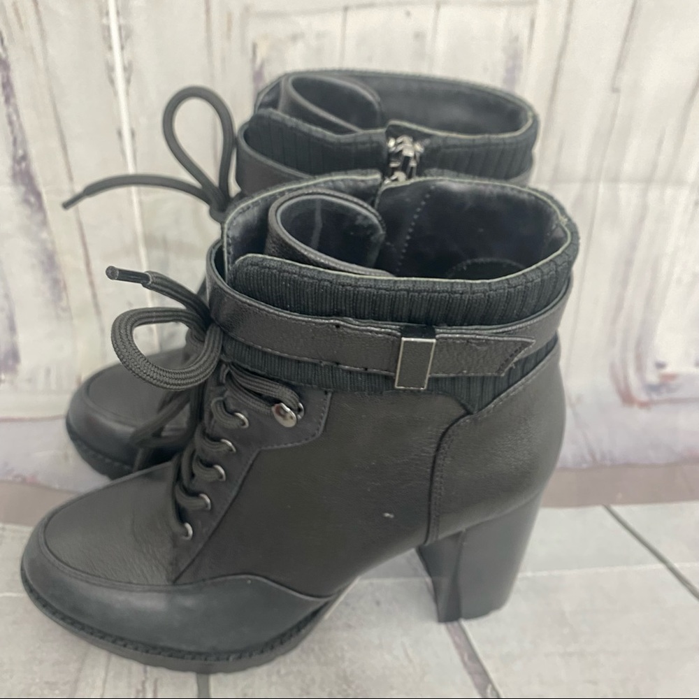 Antonio Melani Size 7.5M 7.5 Black Leather Lace Up Chunky Ankle Booties Zip - Picture 12 of 15